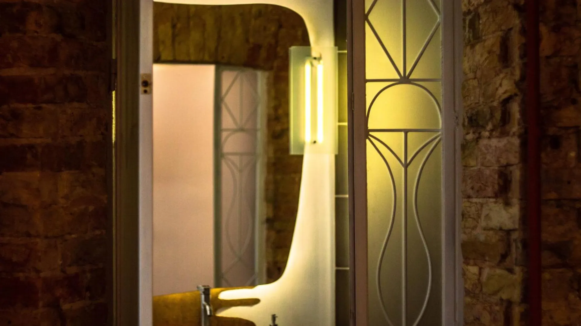 Kyiv Mars Apartments 우크라이나